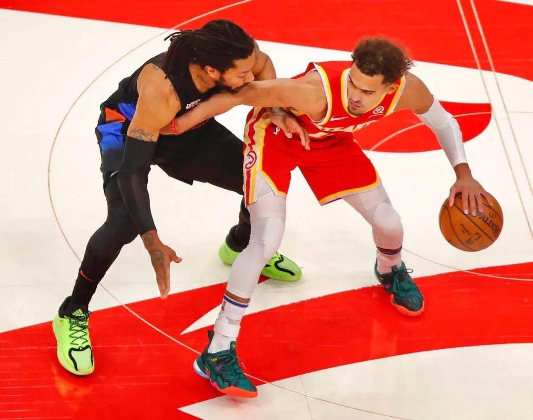 清晨纽约尼克斯备战法甲,主帅复盘细节曝光,引发热议,细节决定成败 清晨纽约尼克斯备战法甲,主帅复盘细节曝光,引发热议,细节决定成败