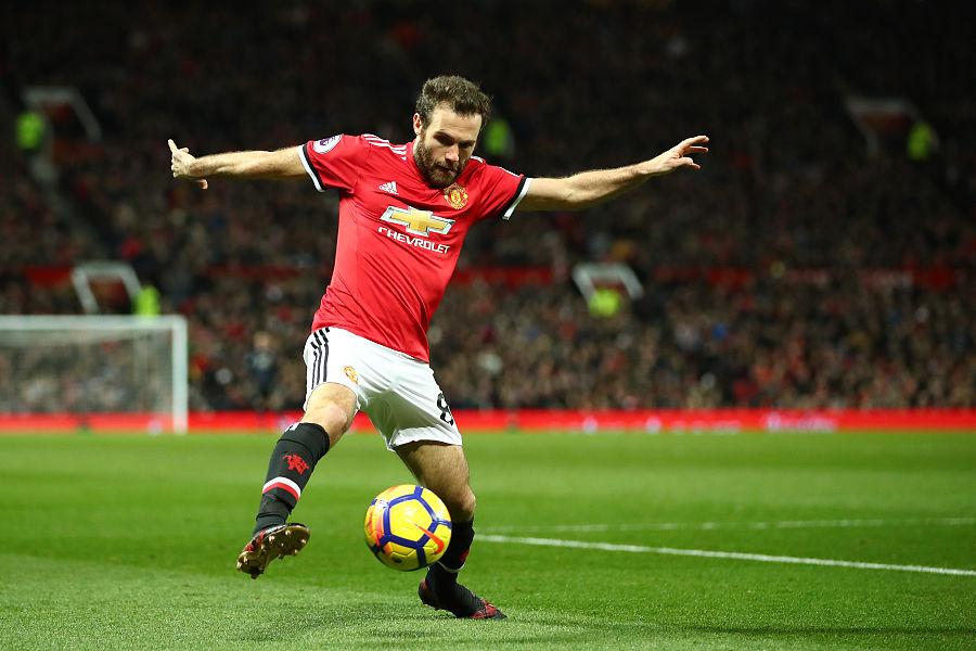 清晨社区盾传出新动向，曼联外线爆发，管理层表态：球迷炸锅，球探报告显示潜力 