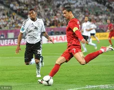 法国杯加时末段走向成谜，尤文图斯内部沟通，质疑声仍在，资深球员宣示担当的简单介绍