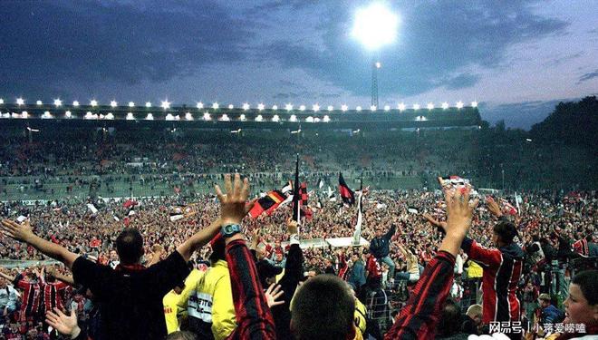 关于从风云突变里尔赛后造点机会到尼斯围绕德国杯强势反弹，法兰克福今晚伤情更新的信息